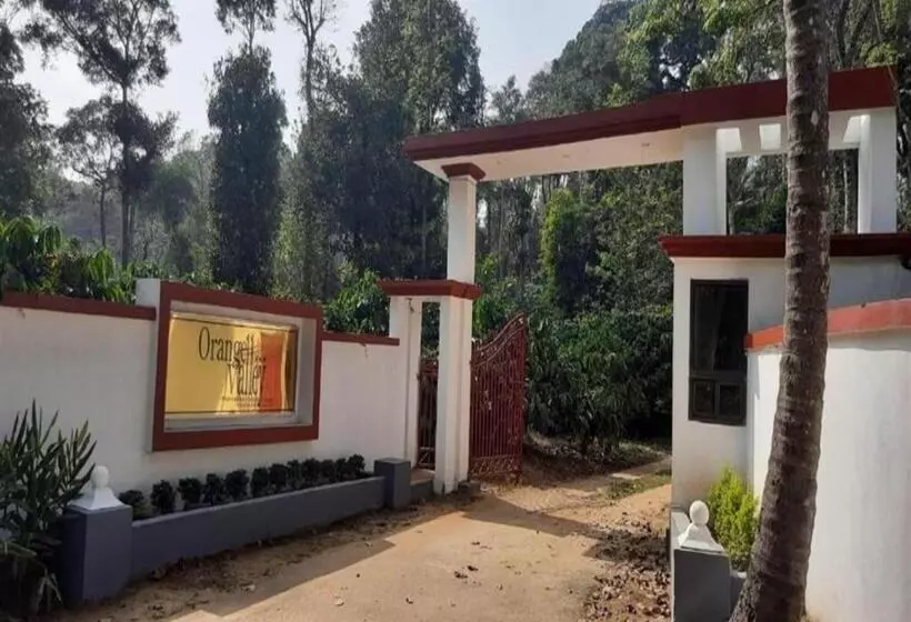 リゾートホテル Orange Valley Plantation Holiday Coorg