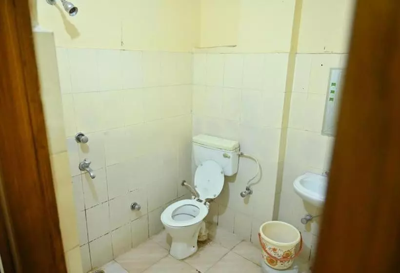 Hotelli Abhi International