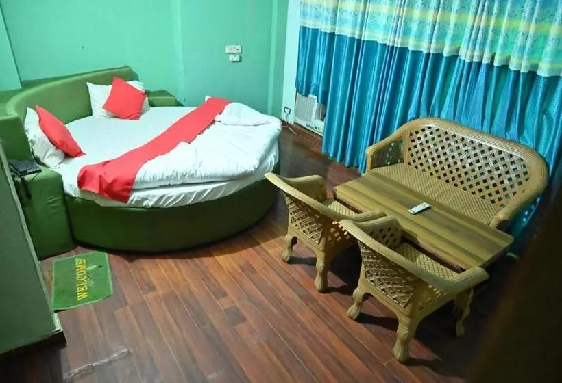 Hotelli Abhi International