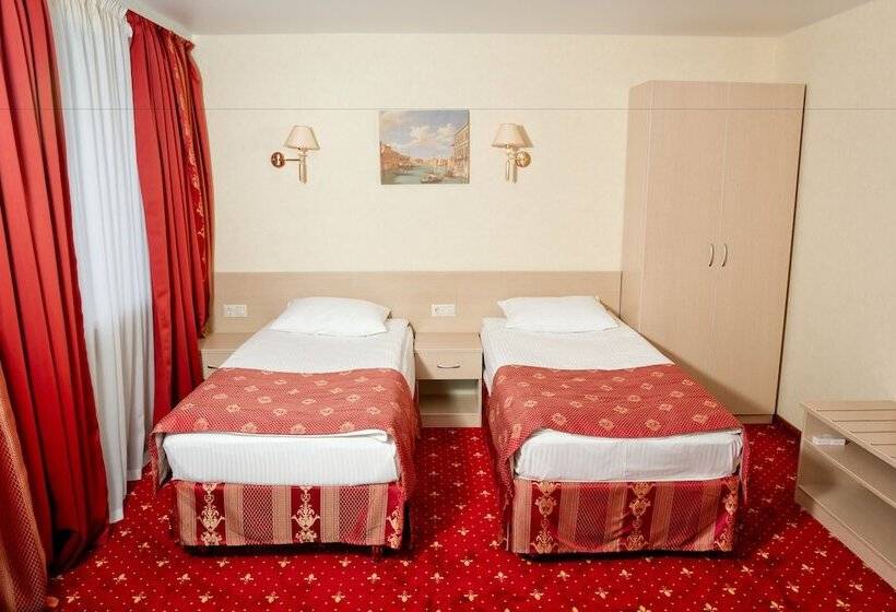 هتل Amaks Centralnaya