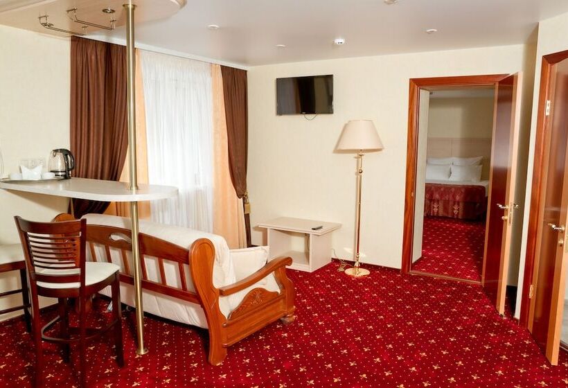 هتل Amaks Centralnaya