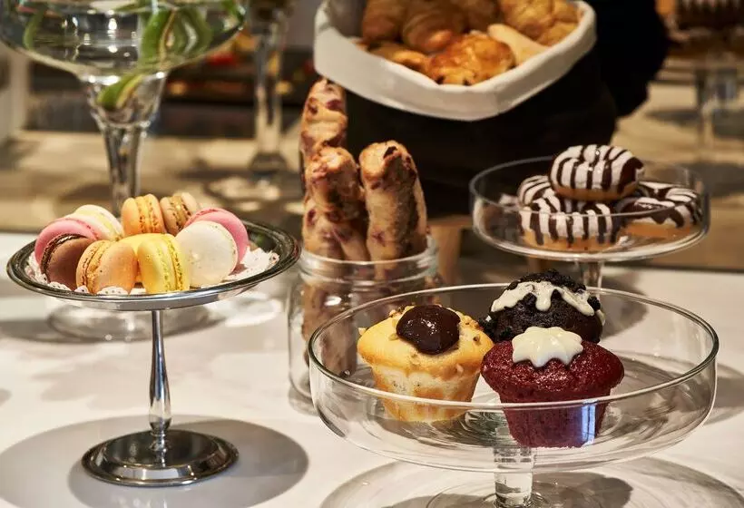 هتل Bellevue On The Beach Suites