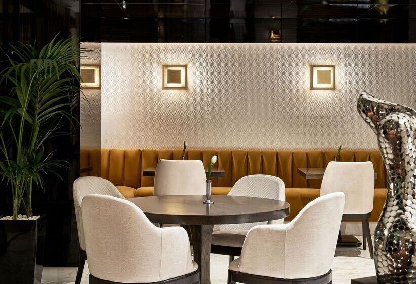 酒店 Bellevue On The Beach Suites