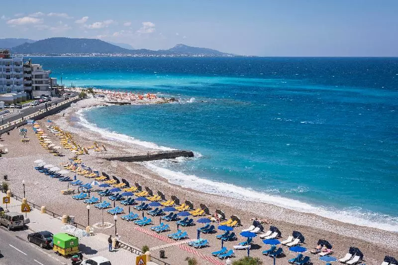 هتل Bellevue On The Beach Suites