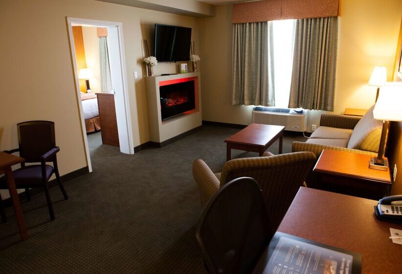 בית מלון כפרי Best Western Plus Service Inn & Suites