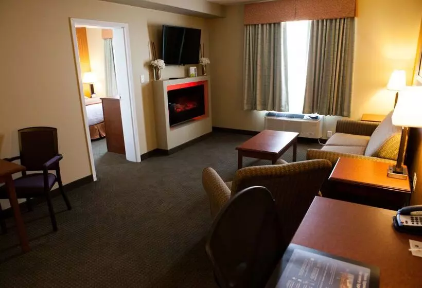 فندق Best Western Plus Service Inn & Suites