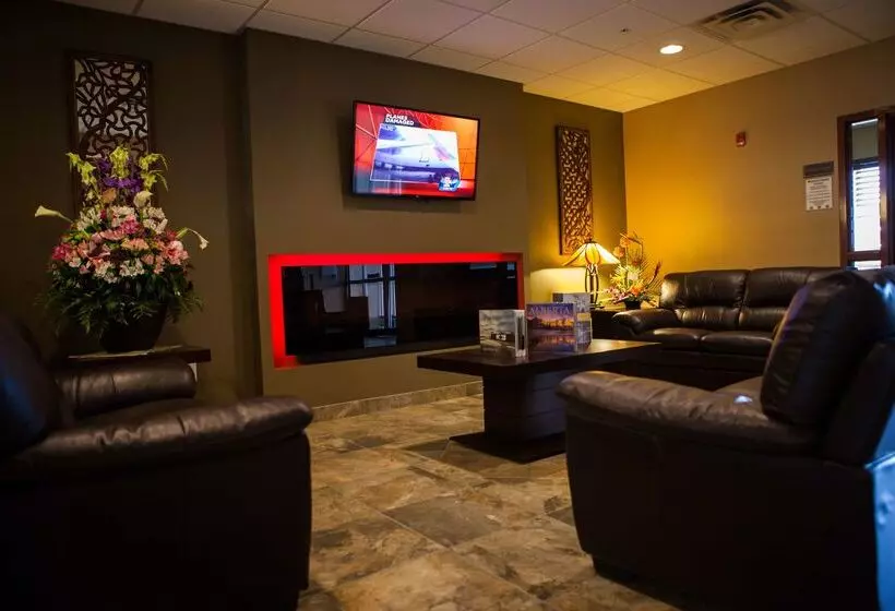 فندق Best Western Plus Service Inn & Suites