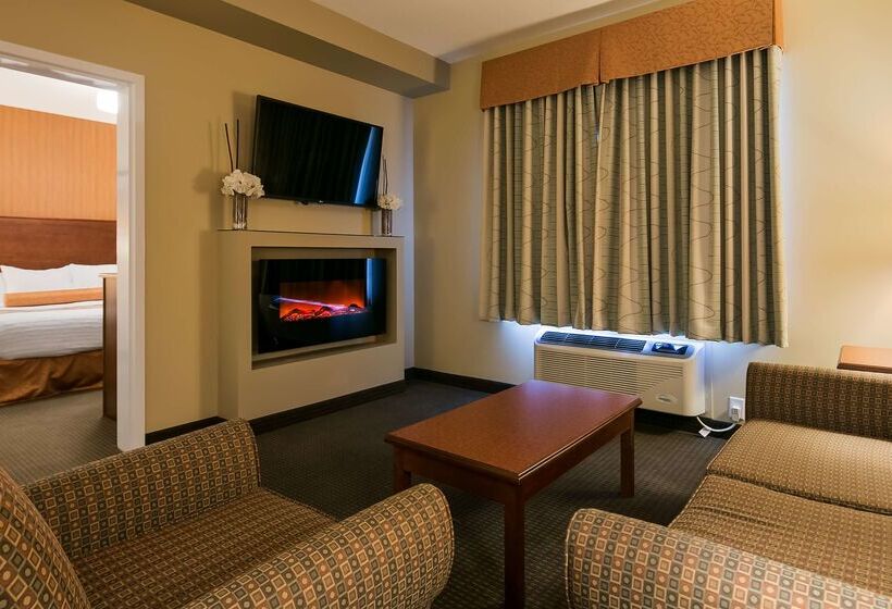 בית מלון כפרי Best Western Plus Service Inn & Suites