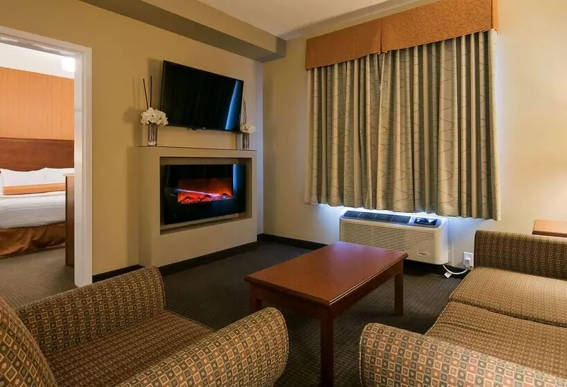 فندق Best Western Plus Service Inn & Suites