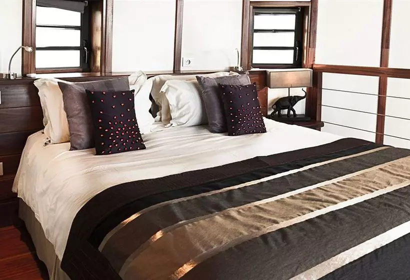 هتل Diana Dea Lodge