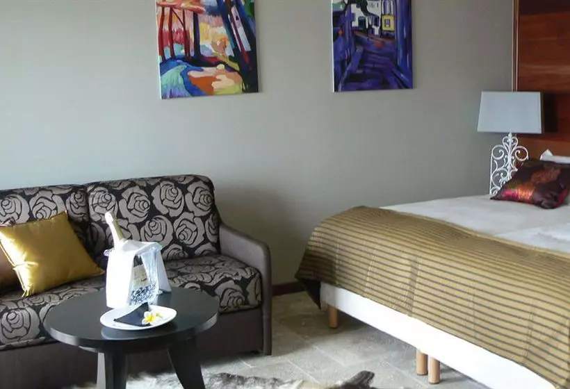 هتل Diana Dea Lodge