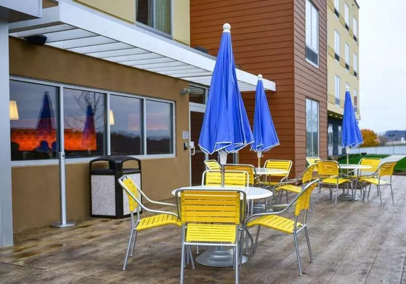 Hotel Fairfield Inn And Suites Canton South
