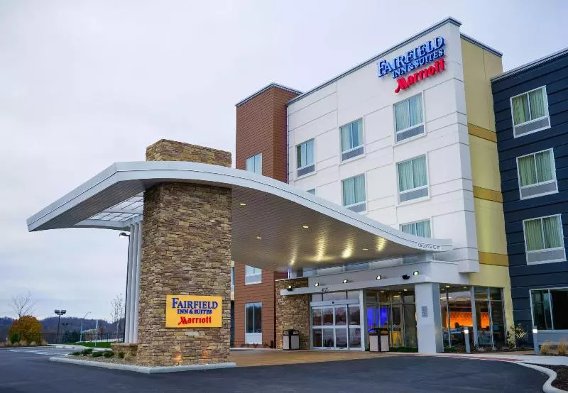 Hotel Fairfield Inn And Suites Canton South