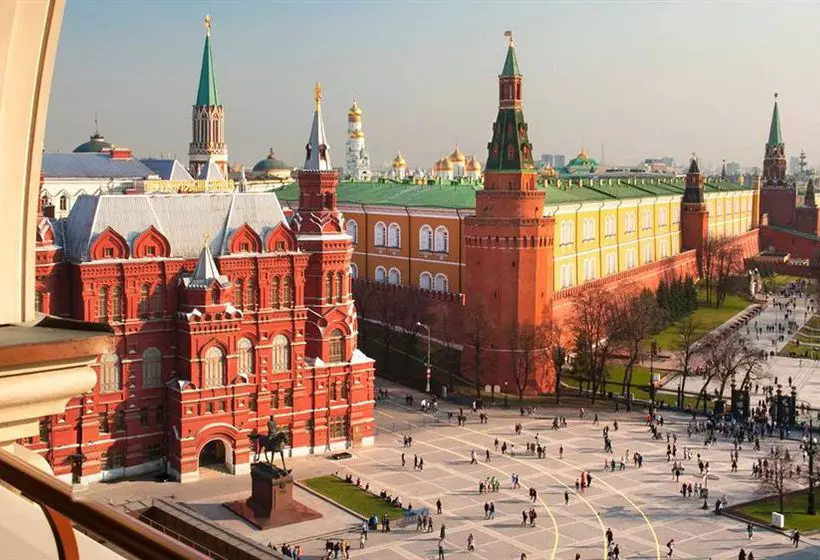 호텔 Four Seasons  Moscow