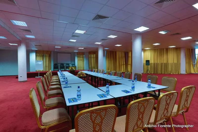 هتل Friendship International