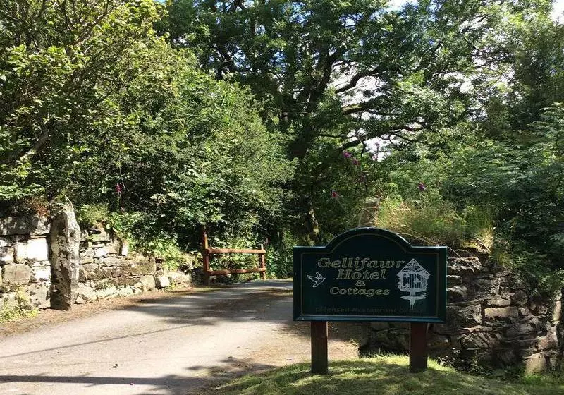 ホテル Gellifawr Country House