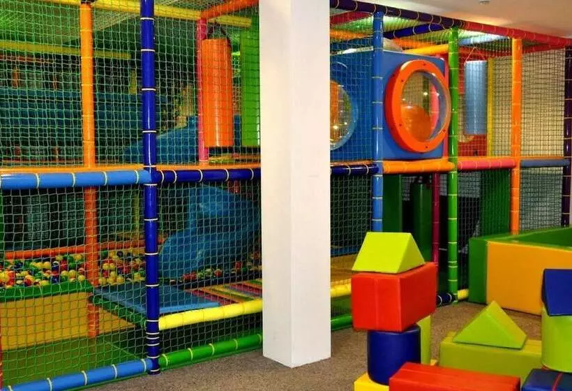 בית מלון כפרי Grand Lubicz Uzdrowisko Ustka