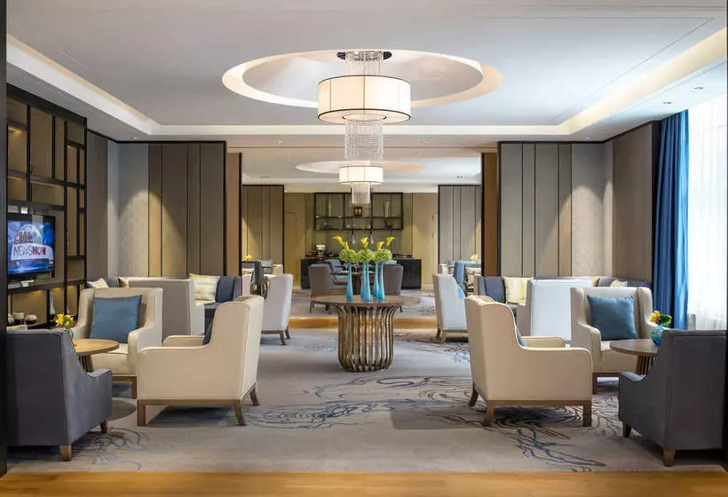 Hotel Holiday Inn Zhongshan Downtown, An Ihg