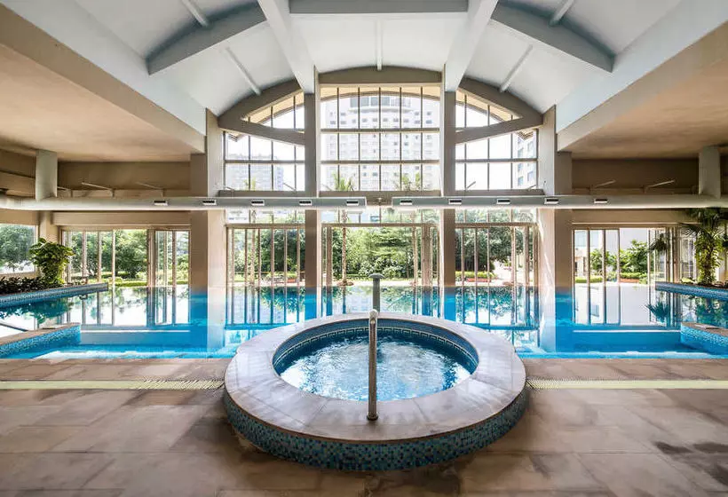 Hotel Holiday Inn Zhongshan Downtown, An Ihg