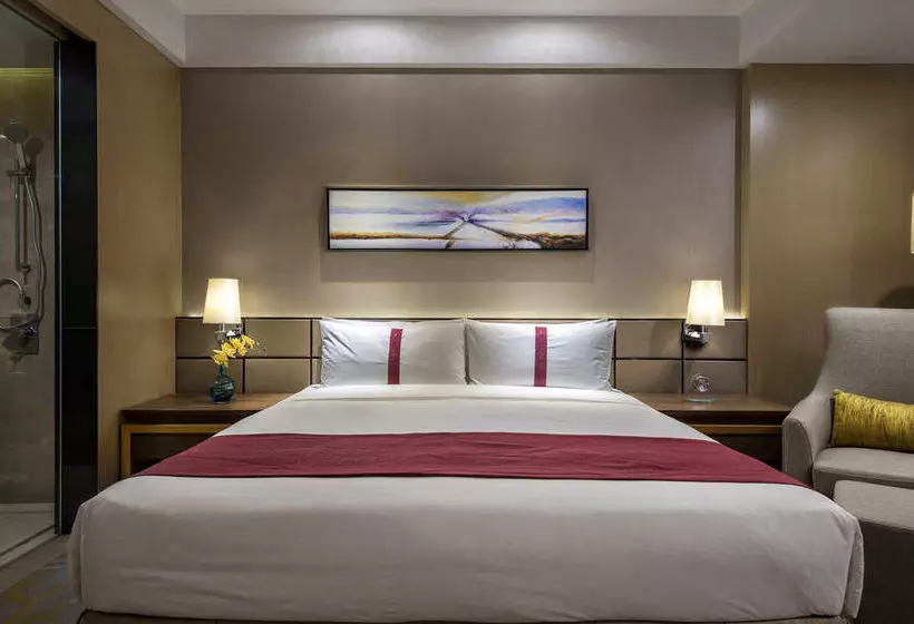 Hotel Holiday Inn Zhongshan Downtown, An Ihg