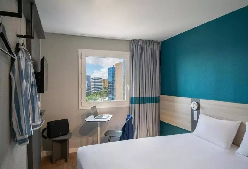 Отель Ibis Budget Nice Aeroport