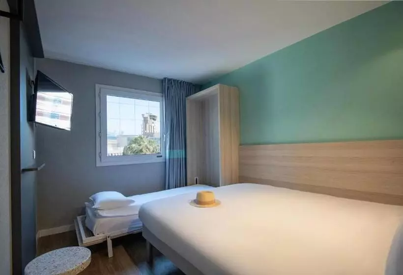 Отель Ibis Budget Nice Aeroport