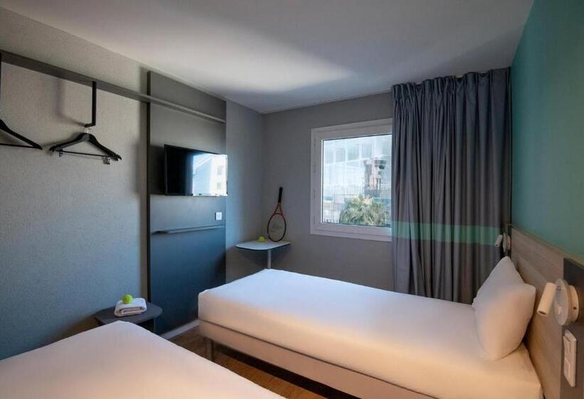 בית מלון כפרי Ibis Budget Nice Aeroport