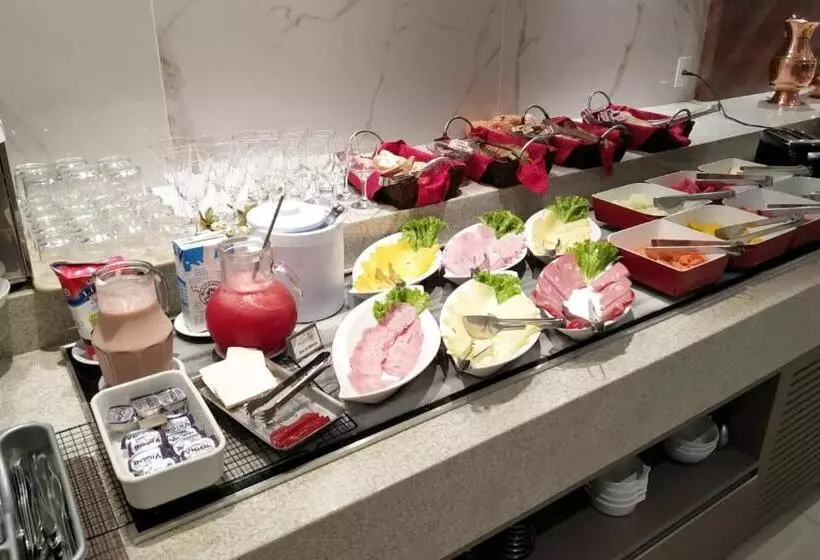 Master Gold Hotel Express