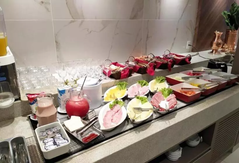 Master Gold Hotel Express