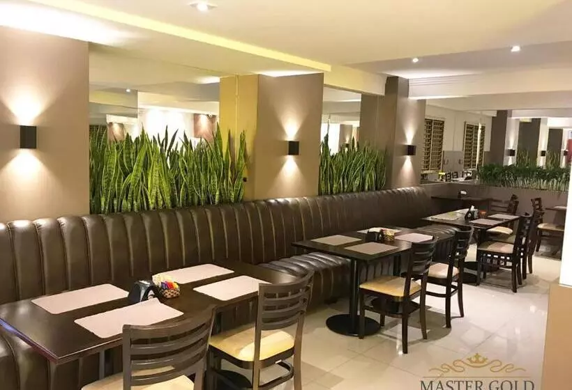 Master Gold Hotel Express