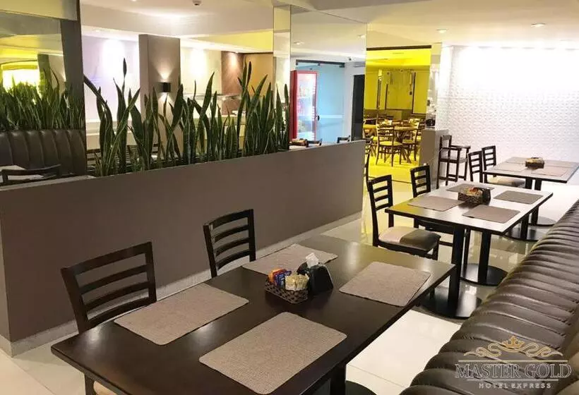 Master Gold Hotel Express