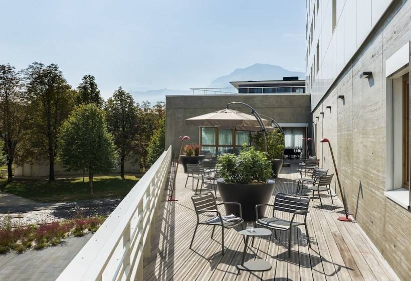 Okko Hotels Grenoble Jardin Hoche