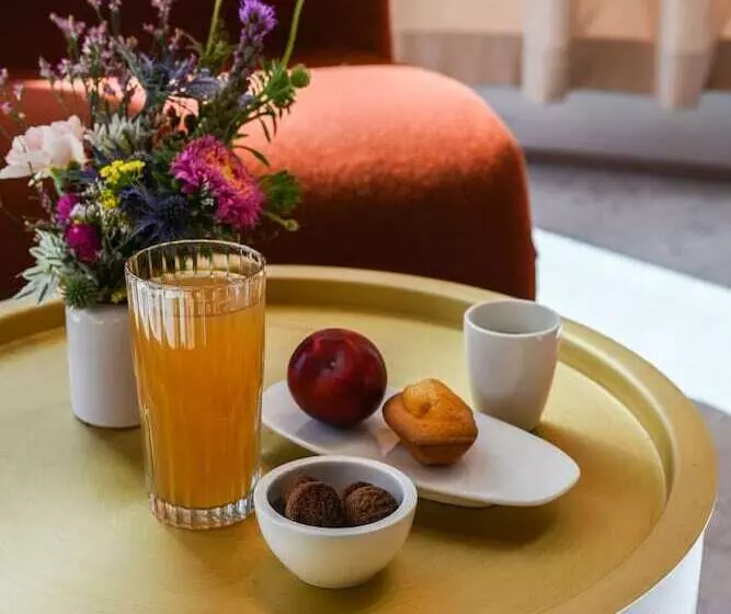 Okko Hotels Grenoble Jardin Hoche