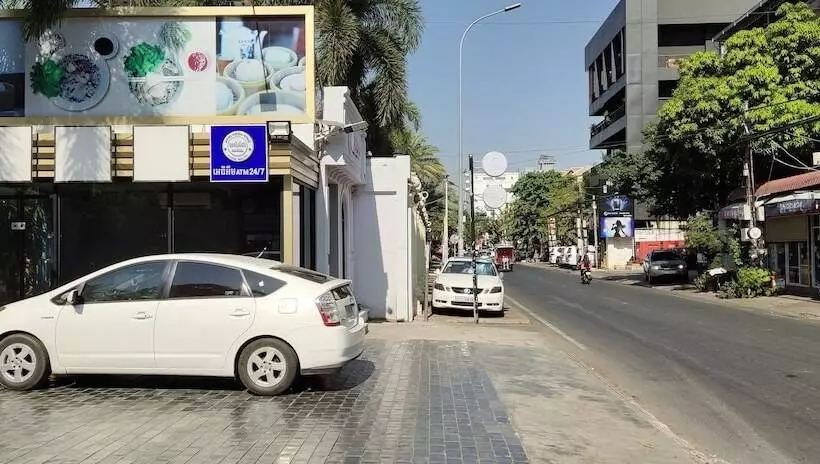 בית מלון כפרי Orussey One Boutique