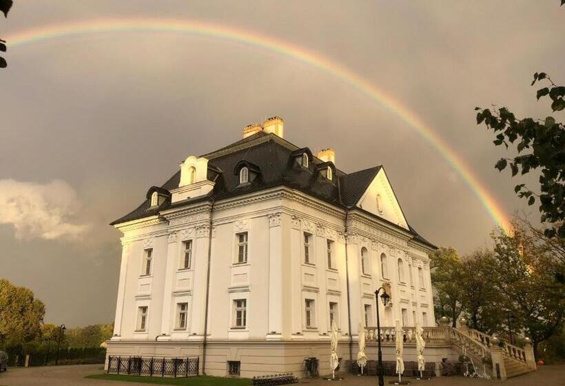 酒店 Pałac Borynia