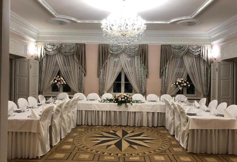 酒店 Pałac Borynia