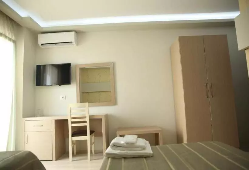 בית מלון כפרי Pogradeci