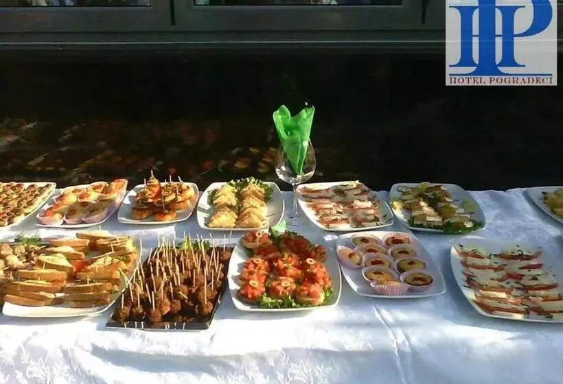 בית מלון כפרי Pogradeci