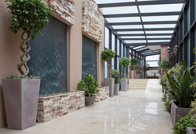 호텔 Tbilisi Laerton