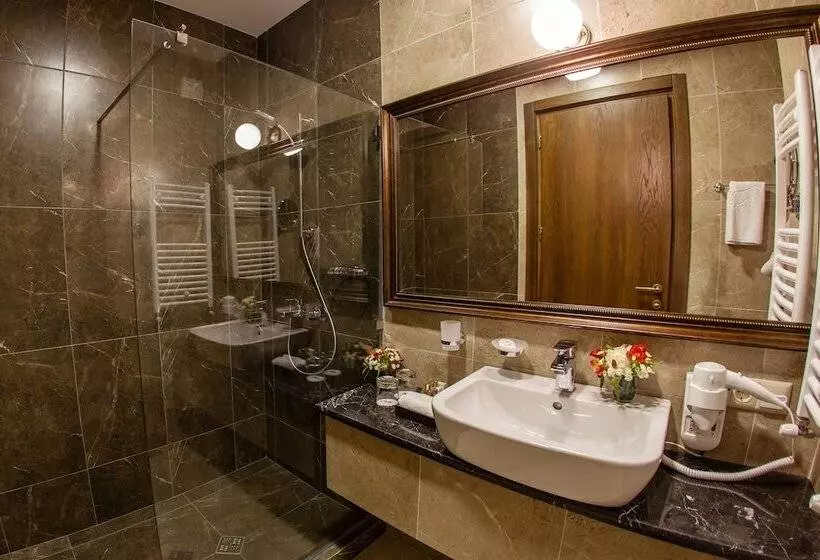 호텔 Tbilisi Laerton