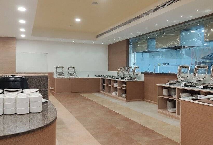 Hotel Sterling V Grand Madurai