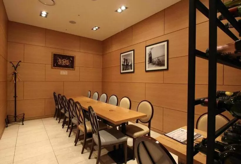 Tmark Hotel Myeongdong