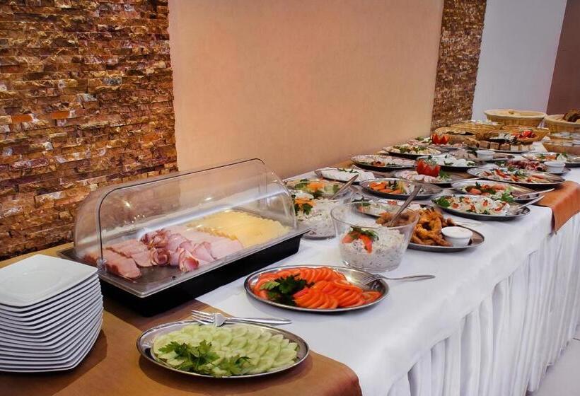 Отель Trzy Korony