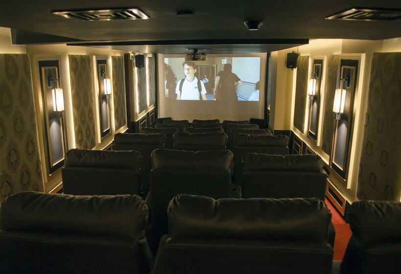 Zaver Pearl Continental Hotel Gwadar