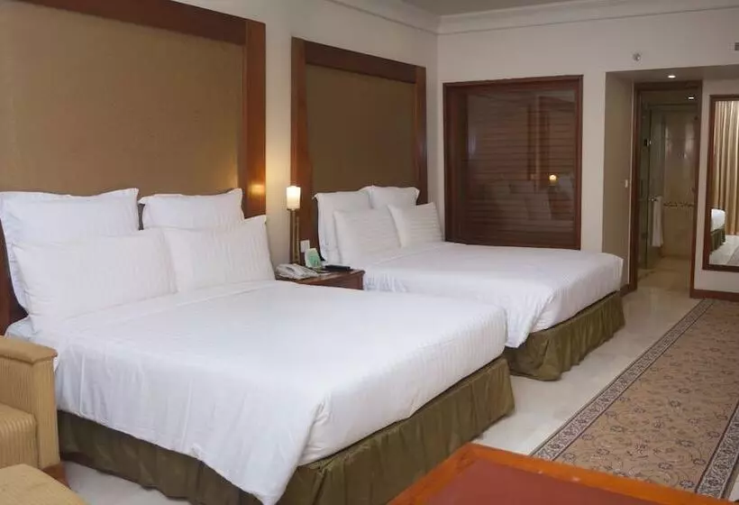 Zaver Pearl Continental Hotel Gwadar