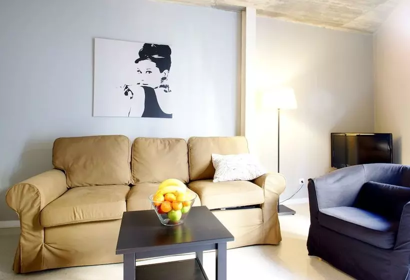 Short Stay Group Borne Lofts Serviced Apartments