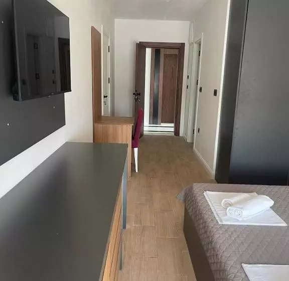 هتل Elia Residence