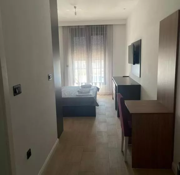 هتل Elia Residence