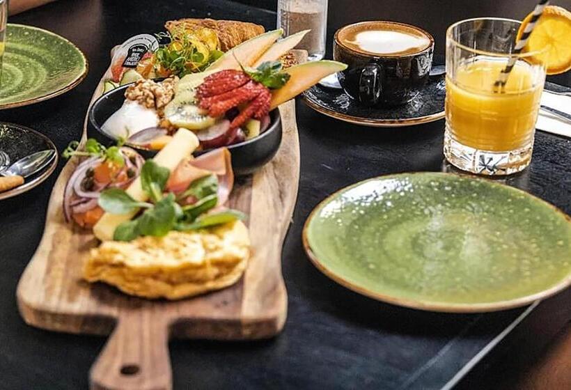 Elements Hotel & Shops Curaçao