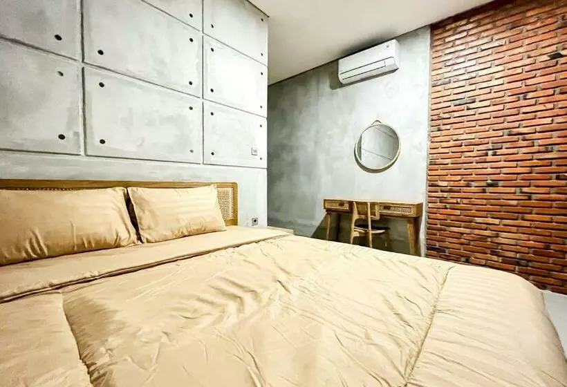 ホテル Rattanhaus R Signature Mitra Reddoorz